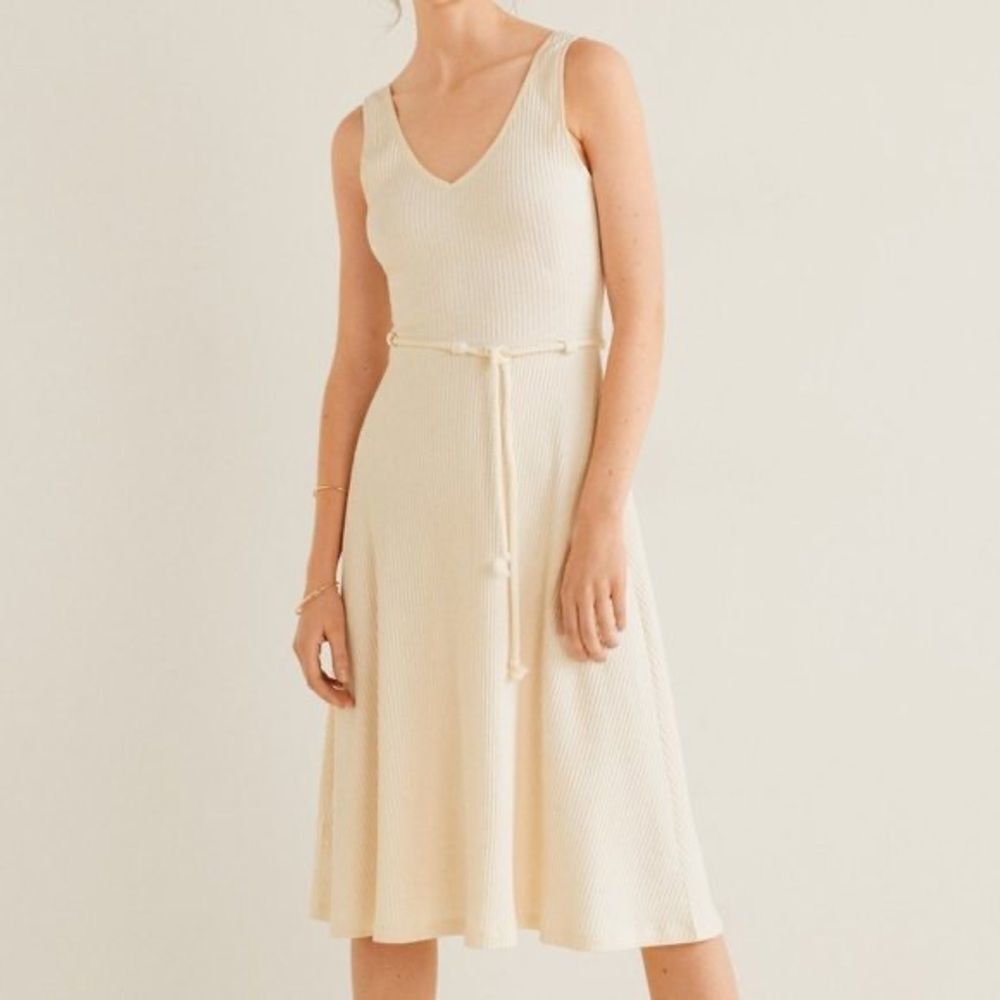 Mango MNG Off White Knit Dress with Rope Belt V-Neck V-Back NWOT Small